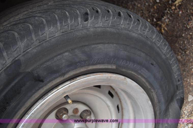 image for item K4999 1993 Chevrolet Silverado 1500 Ext. Cab pickup truck