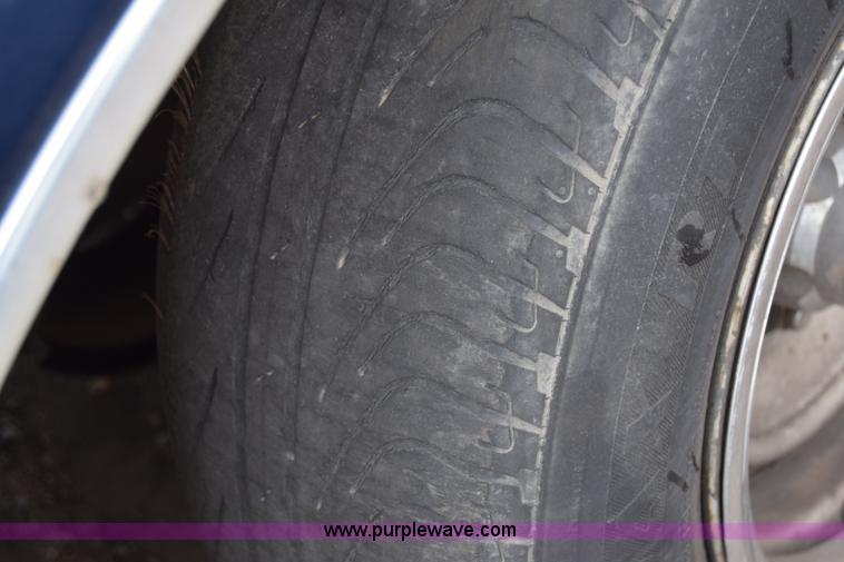 image for item K4999 1993 Chevrolet Silverado 1500 Ext. Cab pickup truck