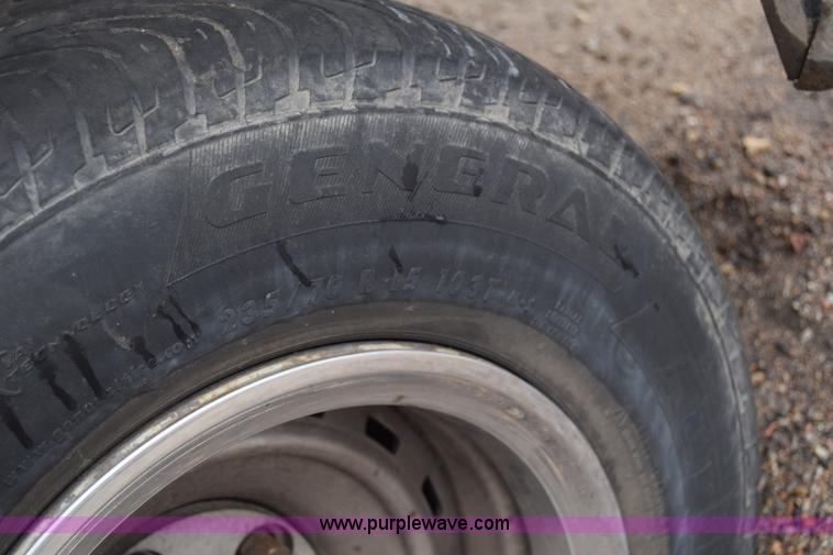 image for item K4999 1993 Chevrolet Silverado 1500 Ext. Cab pickup truck