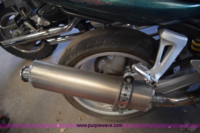 image for item L1012 2001 Suzuki SV650 SK1 motorcycle