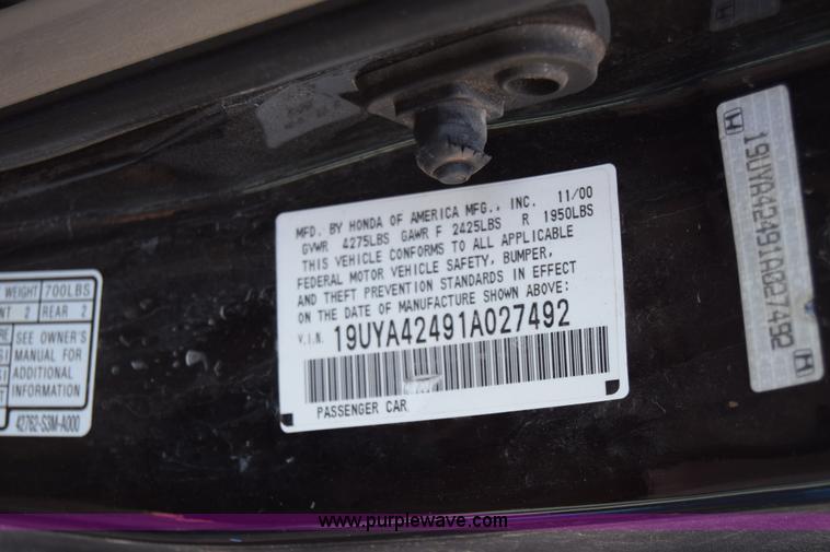 image for item L1013 2001 Acura CL