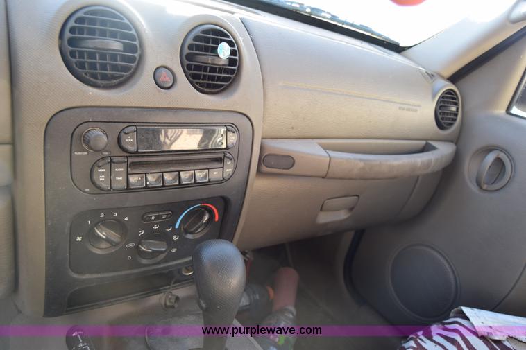 image for item L1016 2007 Jeep Liberty Sport SUV