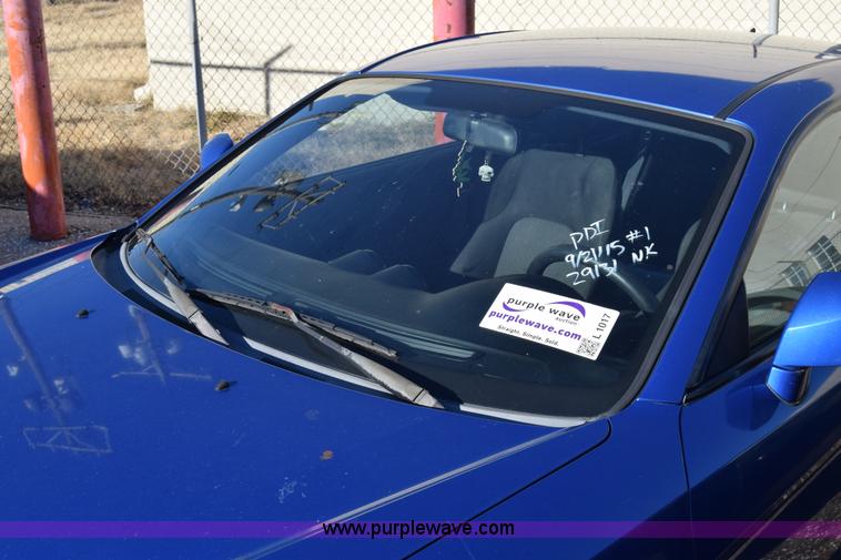 image for item L1017 2004 Hyundai Tiburon SUV