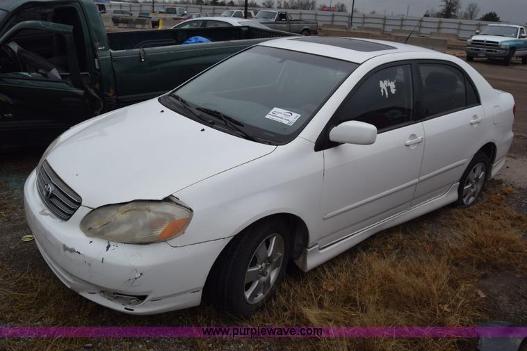 image for item L1048 2004 Toyota Corolla