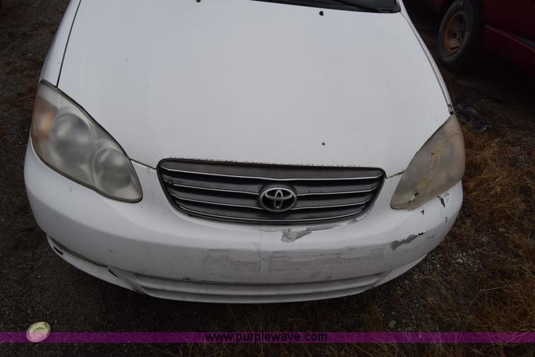 image for item L1048 2004 Toyota Corolla