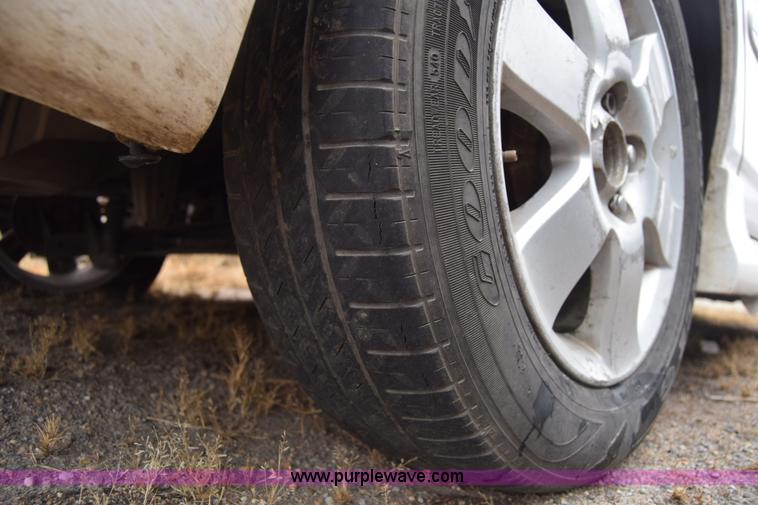 image for item L1048 2004 Toyota Corolla