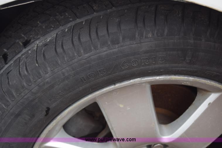 image for item L1048 2004 Toyota Corolla