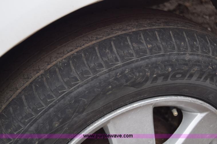 image for item L1048 2004 Toyota Corolla