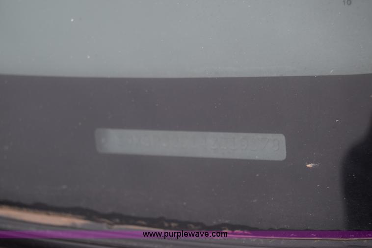 image for item L1048 2004 Toyota Corolla