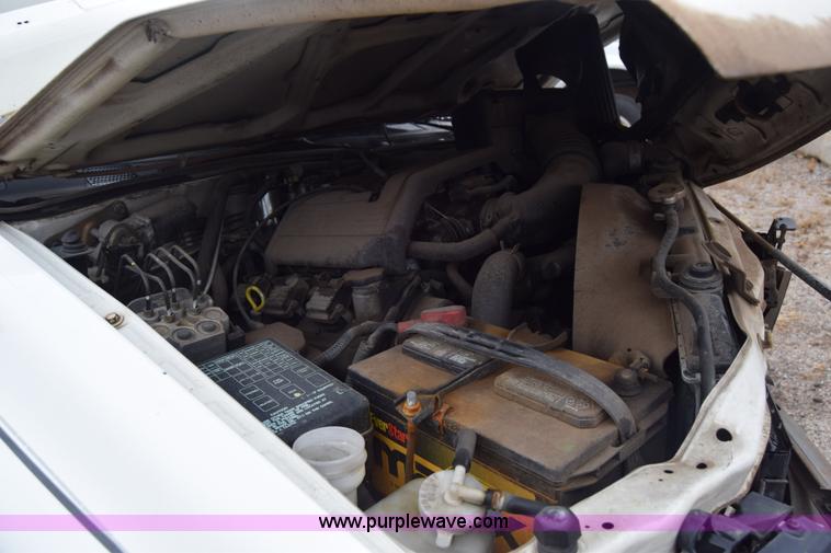 image for item L1049 1999 Isuzu Rodeo SUV