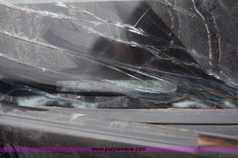 image for item L1049 1999 Isuzu Rodeo SUV