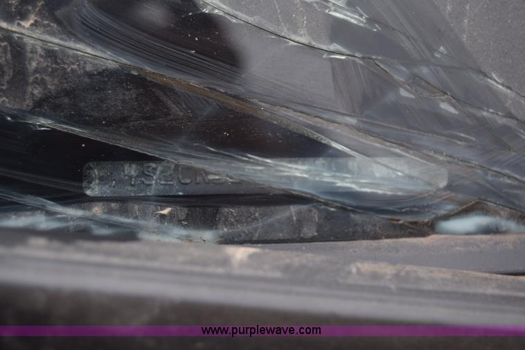 image for item L1049 1999 Isuzu Rodeo SUV