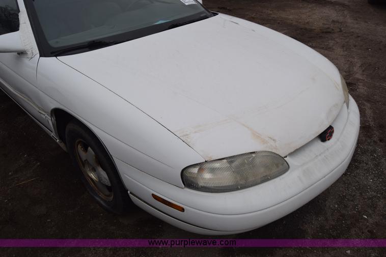 image for item L1050 1996 Chevrolet Monte Carlo
