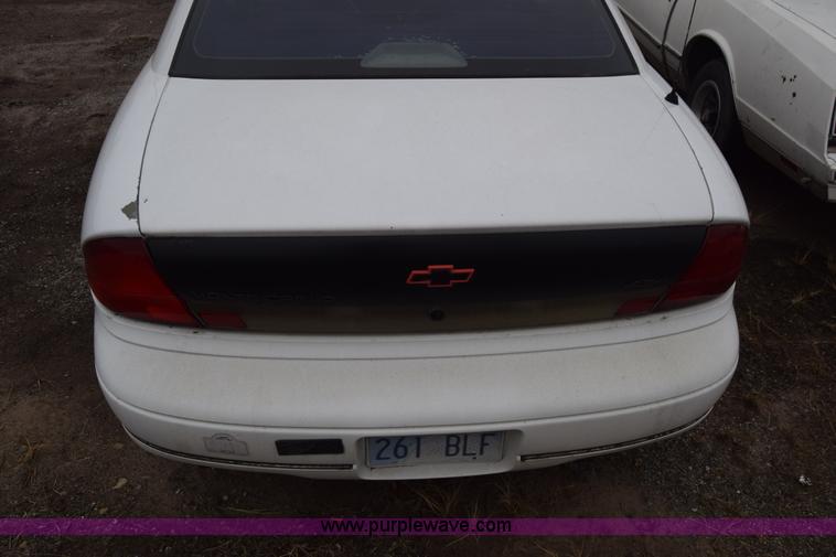 image for item L1050 1996 Chevrolet Monte Carlo