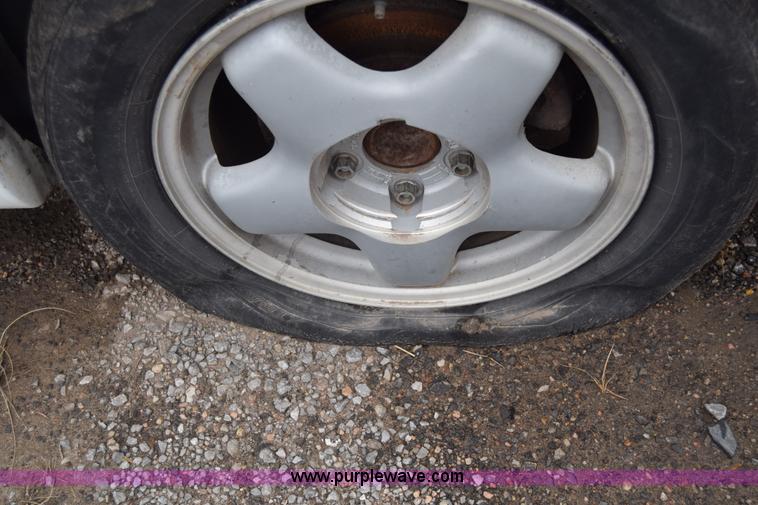 image for item L1050 1996 Chevrolet Monte Carlo