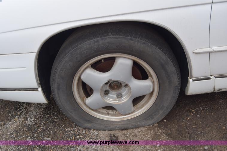 image for item L1050 1996 Chevrolet Monte Carlo