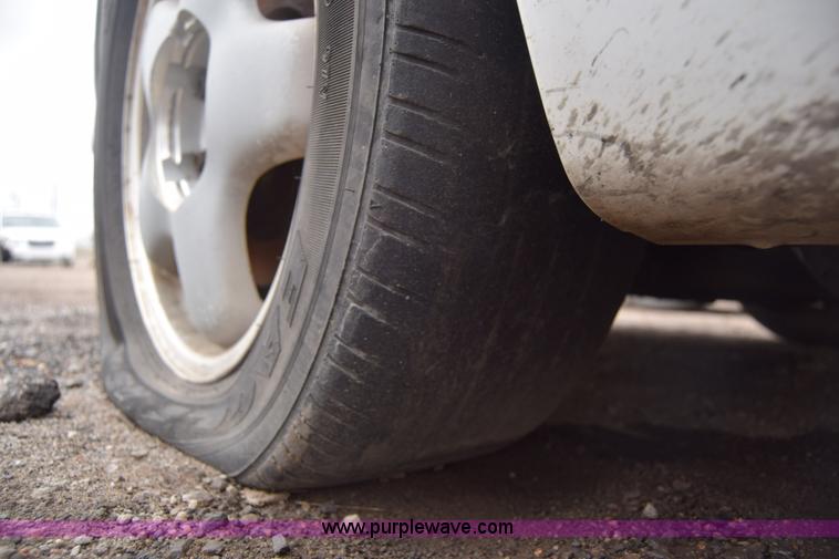 image for item L1050 1996 Chevrolet Monte Carlo