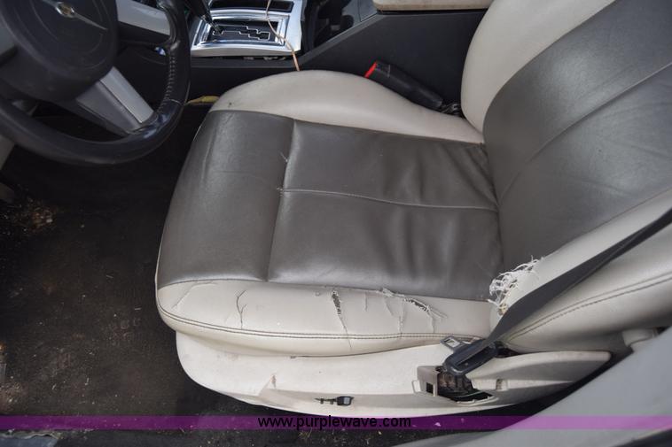 image for item L1197 2007 Chrysler 300 Touring