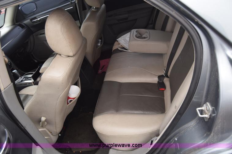 image for item L1197 2007 Chrysler 300 Touring