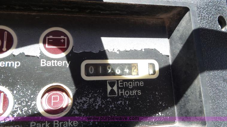 image for item J1333 2000 Case 586G forklift