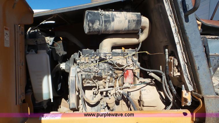 image for item J1333 2000 Case 586G forklift