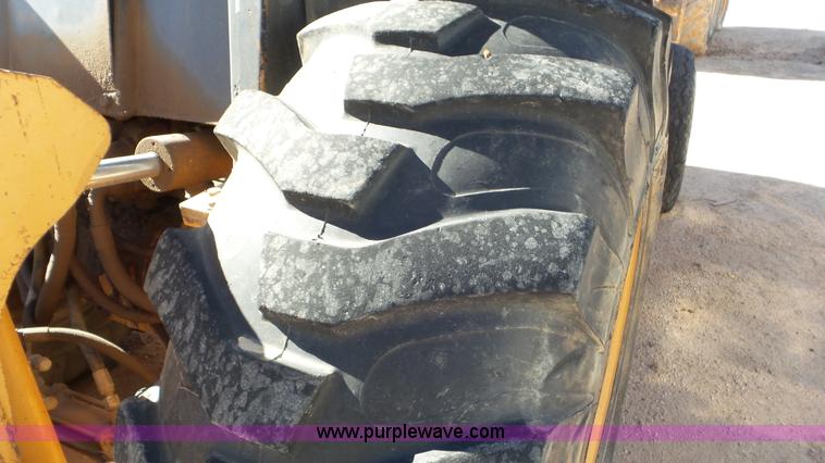 image for item J1333 2000 Case 586G forklift