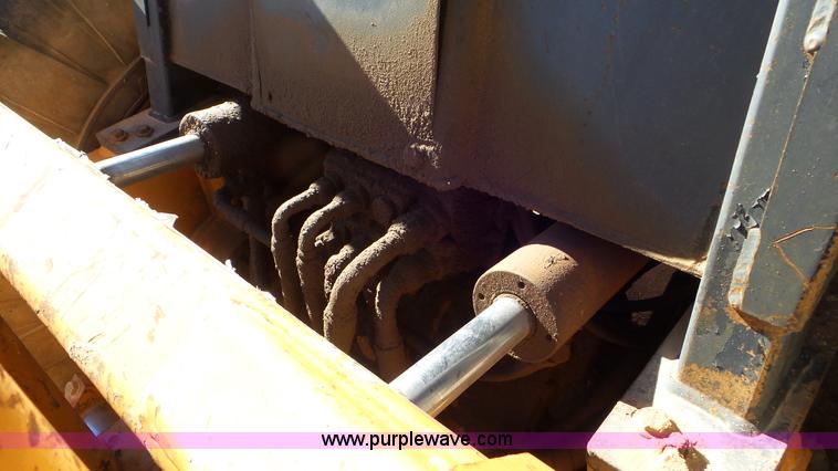 image for item J1333 2000 Case 586G forklift