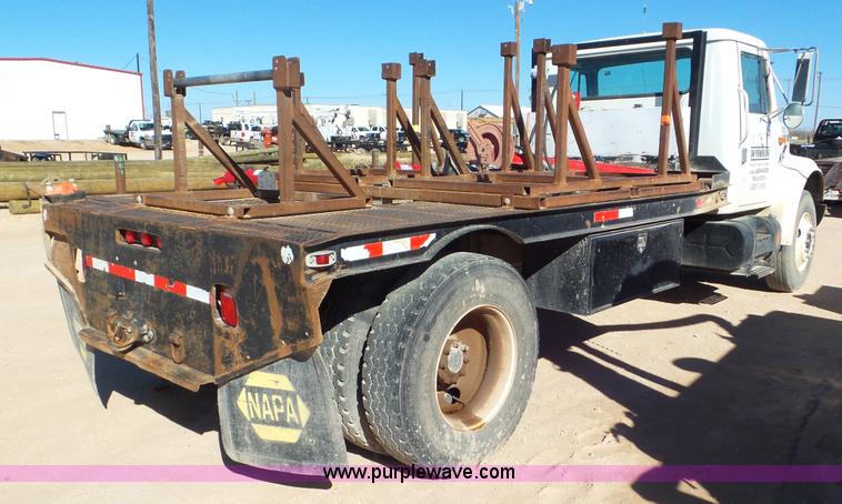 image for item J1335 1998 International 4700 flatbed truck
