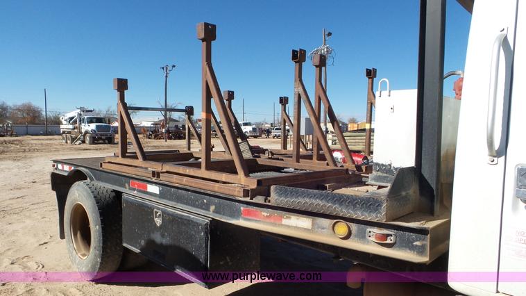 image for item J1335 1998 International 4700 flatbed truck