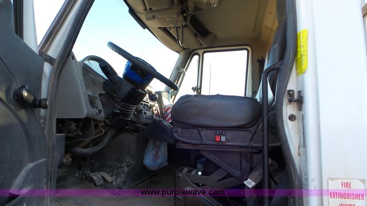 image for item J1336 2013 International WorkStar 7400 pressure digger truck