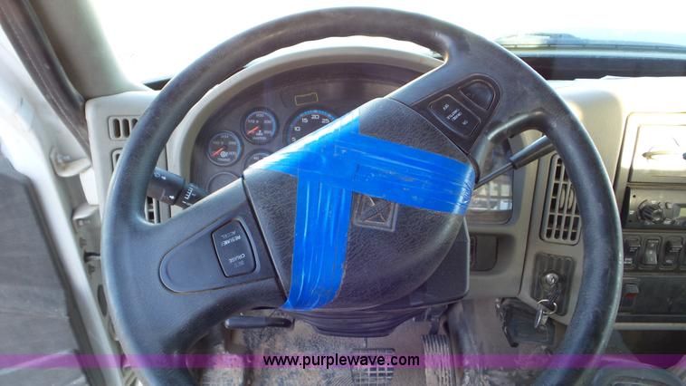 image for item J1336 2013 International WorkStar 7400 pressure digger truck