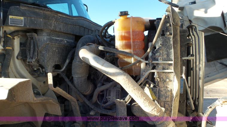 image for item J1336 2013 International WorkStar 7400 pressure digger truck