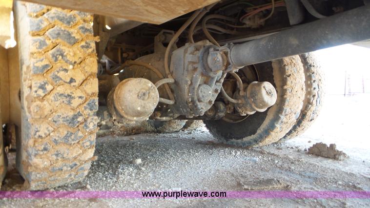 image for item J1336 2013 International WorkStar 7400 pressure digger truck