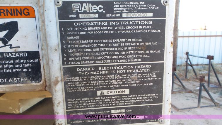 image for item J1336 2013 International WorkStar 7400 pressure digger truck