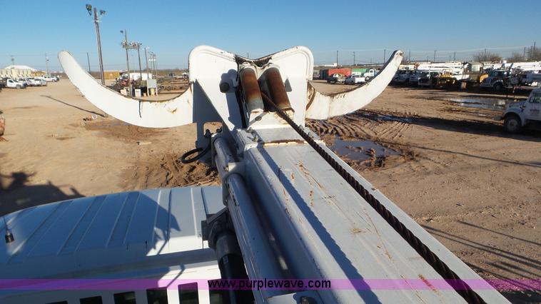 image for item J1336 2013 International WorkStar 7400 pressure digger truck