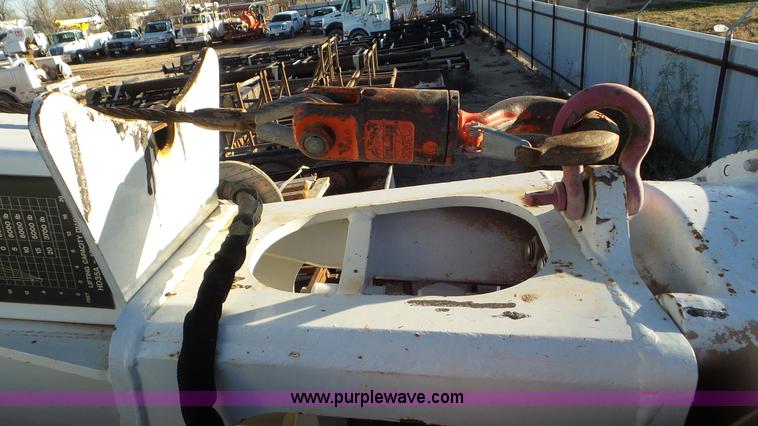 image for item J1336 2013 International WorkStar 7400 pressure digger truck