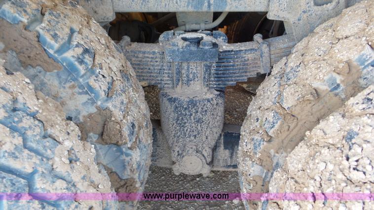 image for item J1336 2013 International WorkStar 7400 pressure digger truck