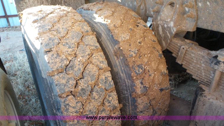 image for item J1336 2013 International WorkStar 7400 pressure digger truck