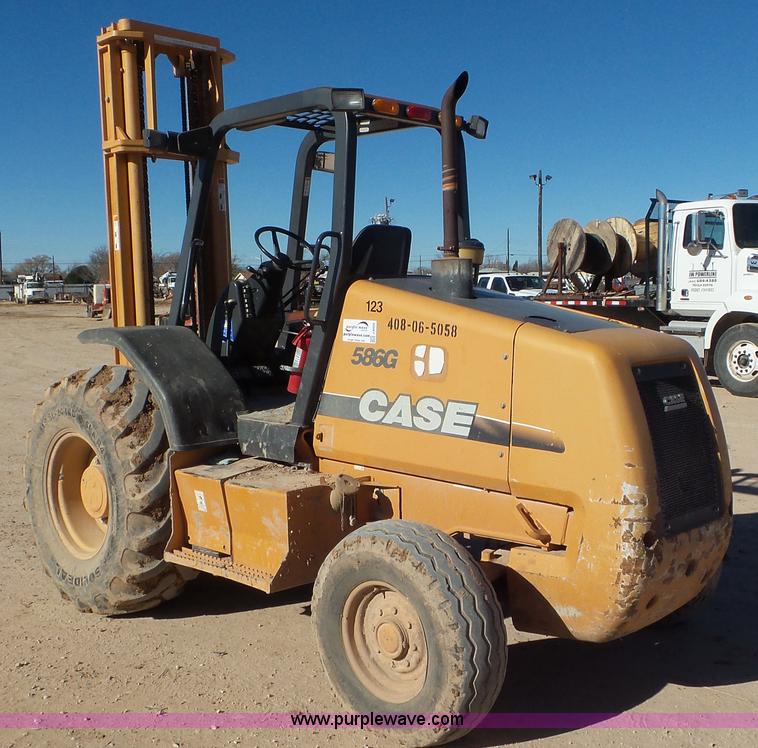 image for item J8404 2005 Case 586G forklift