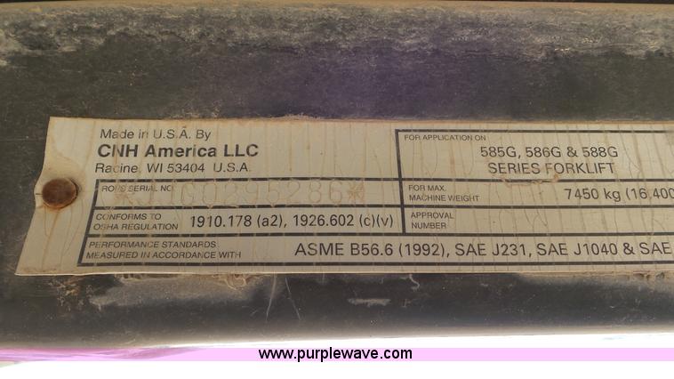 image for item J8404 2005 Case 586G forklift