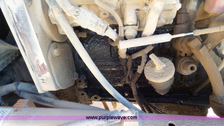 image for item J8404 2005 Case 586G forklift