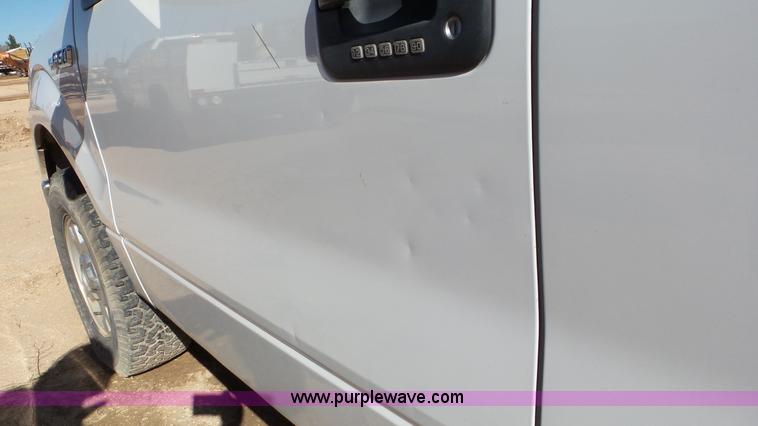 image for item L4296 2010 Ford F150 SuperCab pickup truck