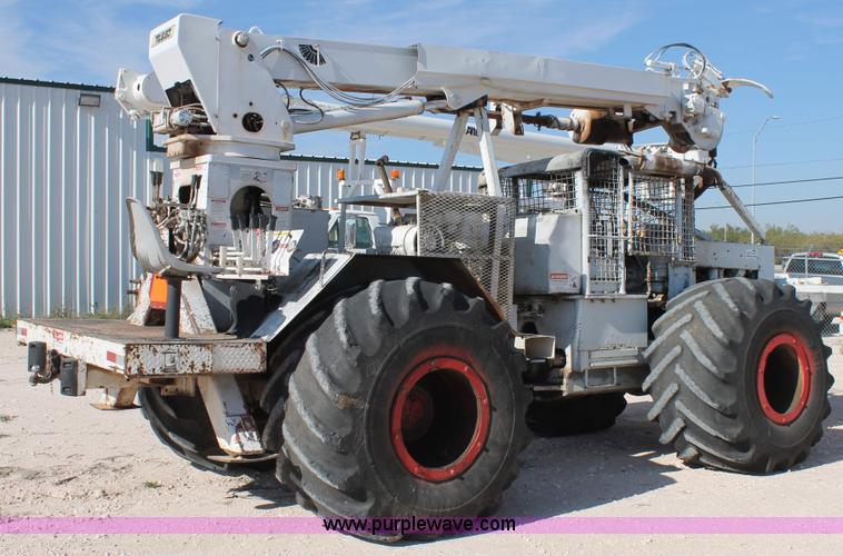 image for item L4462 Mudd Buggy digger derrick