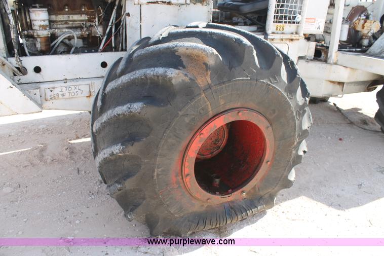 image for item L4462 Mudd Buggy digger derrick