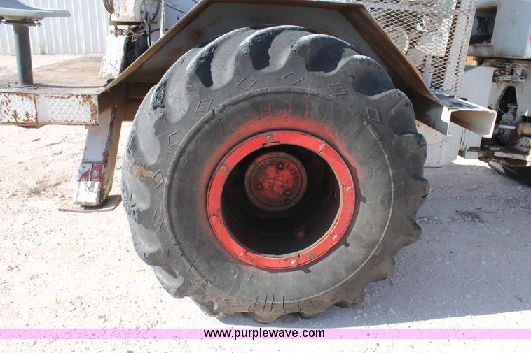 image for item L4462 Mudd Buggy digger derrick