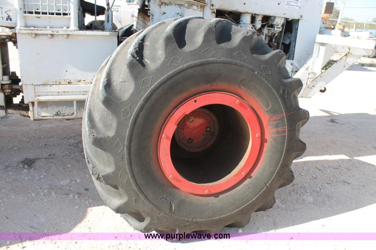 image for item L4462 Mudd Buggy digger derrick