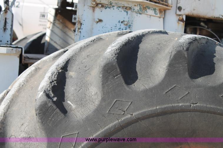 image for item L4462 Mudd Buggy digger derrick