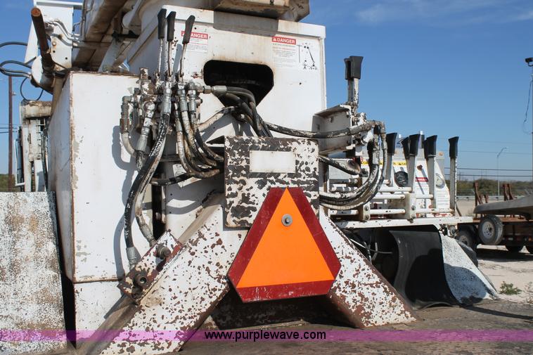 image for item L4462 Mudd Buggy digger derrick