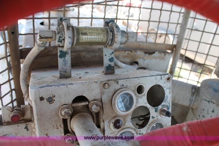 image for item L4462 Mudd Buggy digger derrick