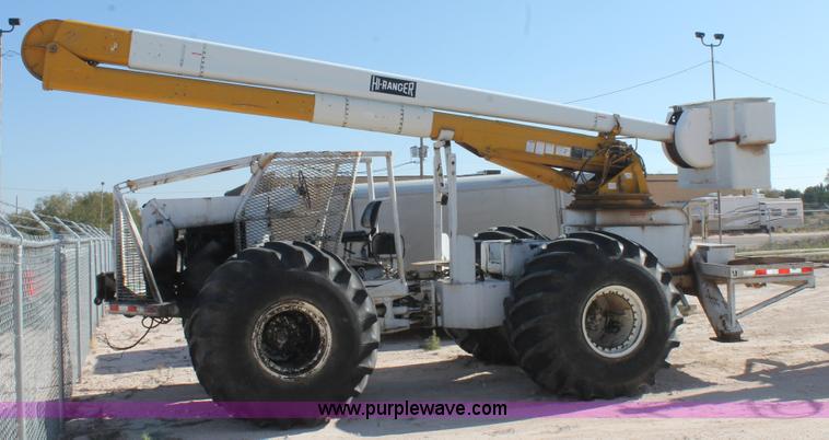 image for item L4463 Mudd Buggy 5F1-48PB1 boom lift